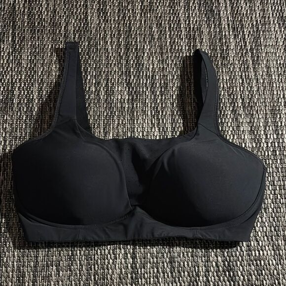 Lululemon Ta Ta Tamer II - Picture 1 of 7